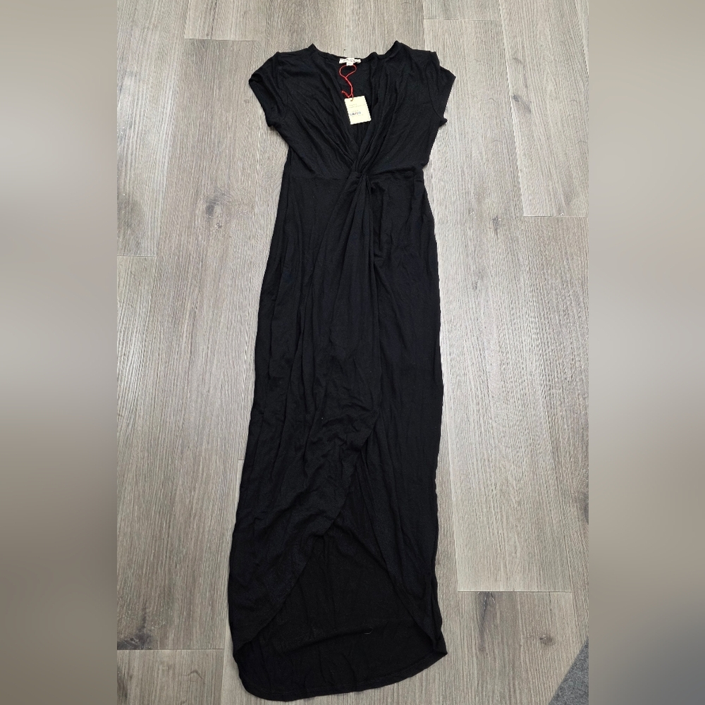 NWT Rolla Coster Size Medium Black‎ Cover Up
